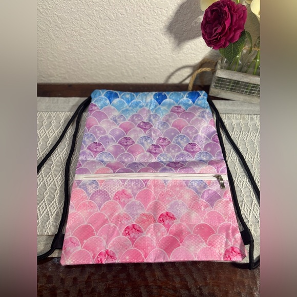 Drawstring Backpack Beach Swim Bag for Kids Draw String Mermaid Cinch Bag. - Picture 2 of 5